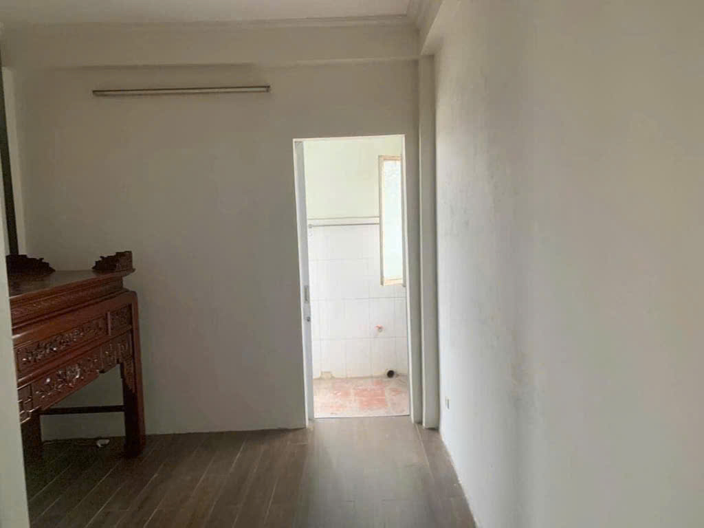 BÁN NHÀ NGÕ CHỢ KHÂM THIÊN - TRUNG TÂM ĐỐNG ĐA - TIỆN ÍCH VÔ VÀN